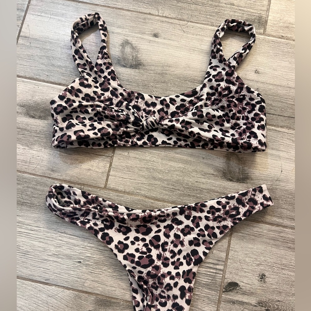 Blackbough Bikini Size Small